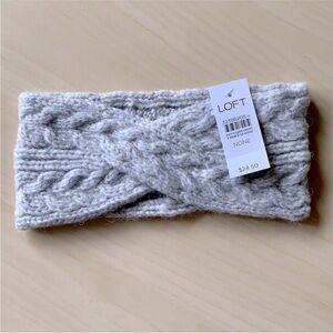🆕 LOFT Cable Ear Warmer - Light Grey